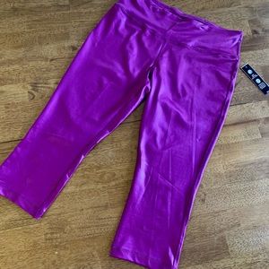Zelos Workout Capris NWT